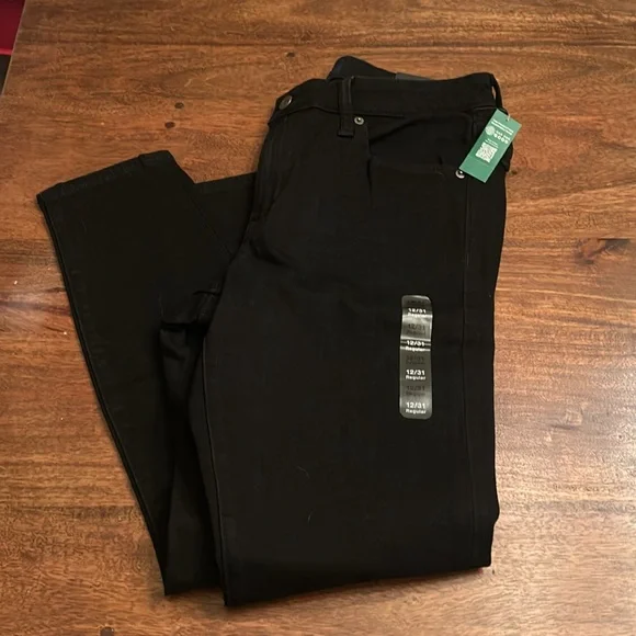 GAP NWT Women’s jeans - 12/31 Regular -Super Stretch -Universal Legging - Picture 9 of 9